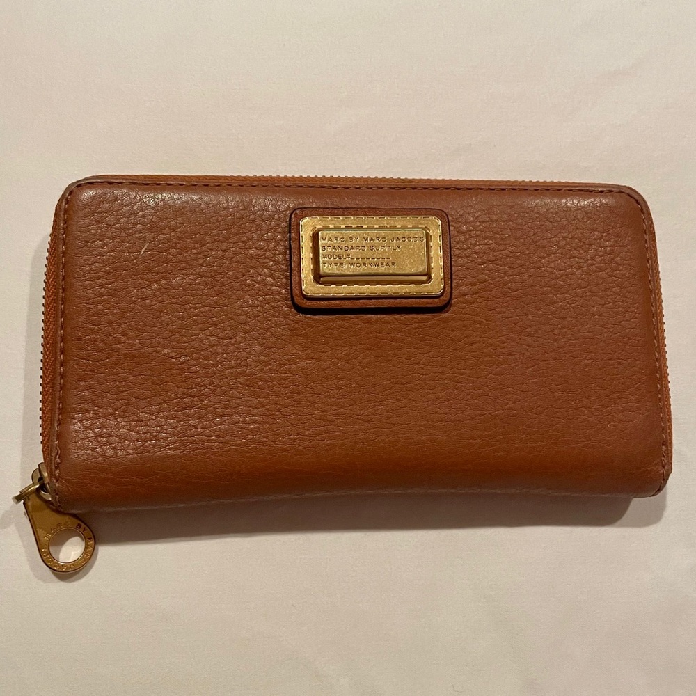 Marc by Marc Jacobs Brown Leather Zip Wallet
